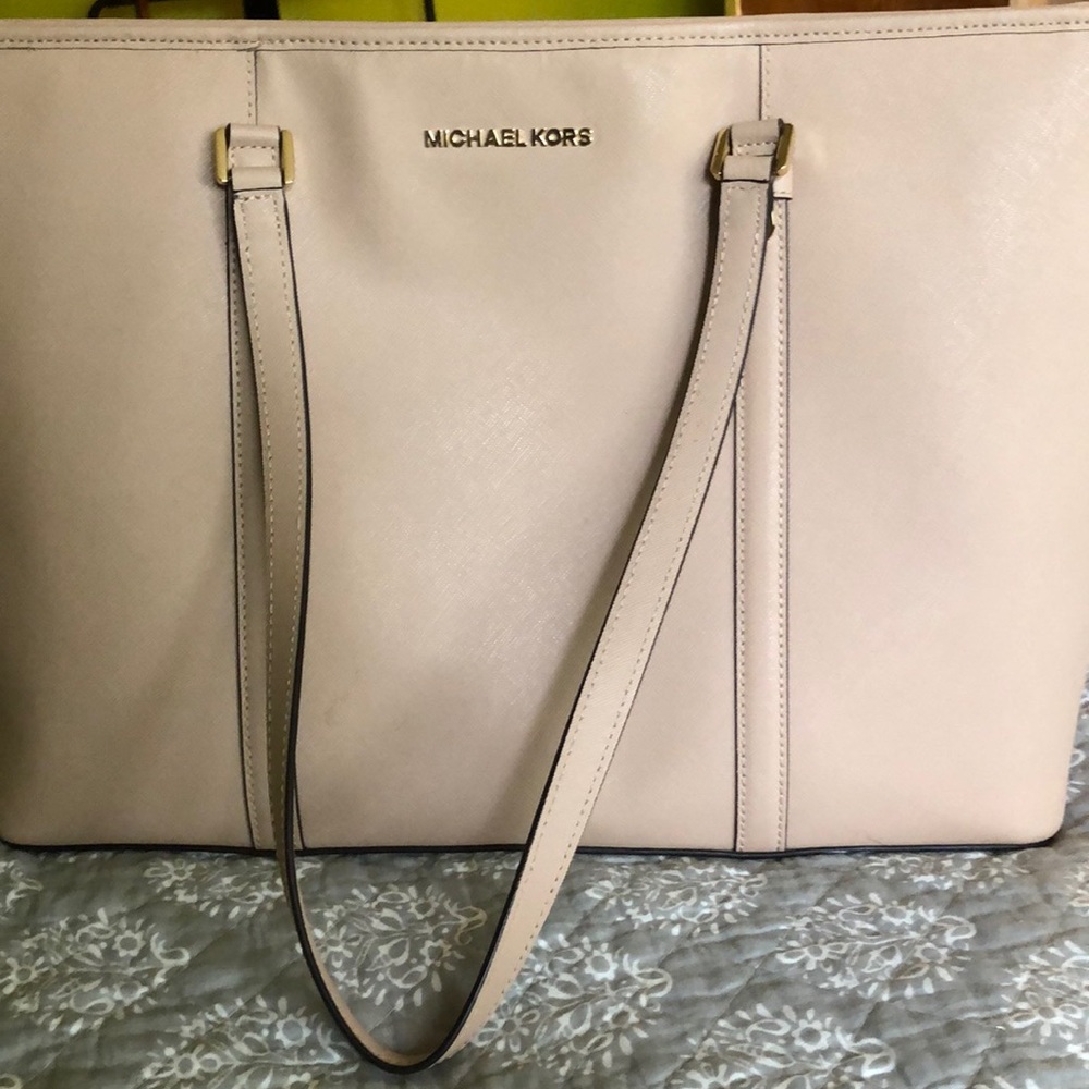 Pastel pink MK bag
